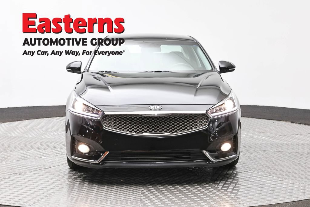Used 2019 Kia Cadenza Premium image 2