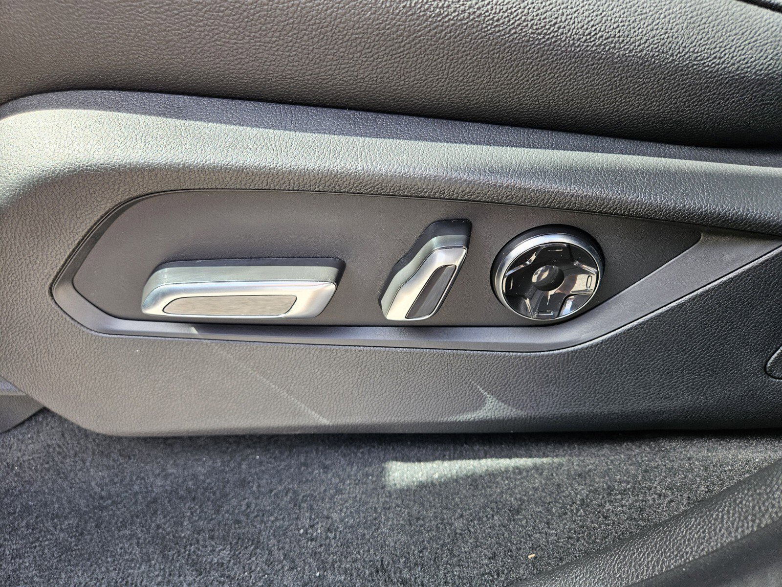 New 2026 Acura MDX FWD image 9