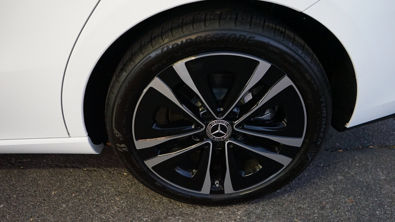 Used 2025 Mercedes-Benz CLA 250 CLA250 w/ Exclusive Package image 27