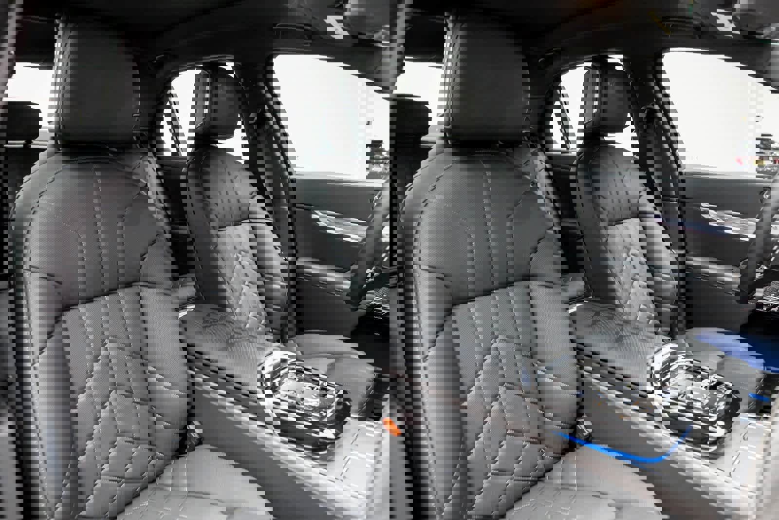 Used 2024 BMW 760i xDrive w/ Executive Package image 17