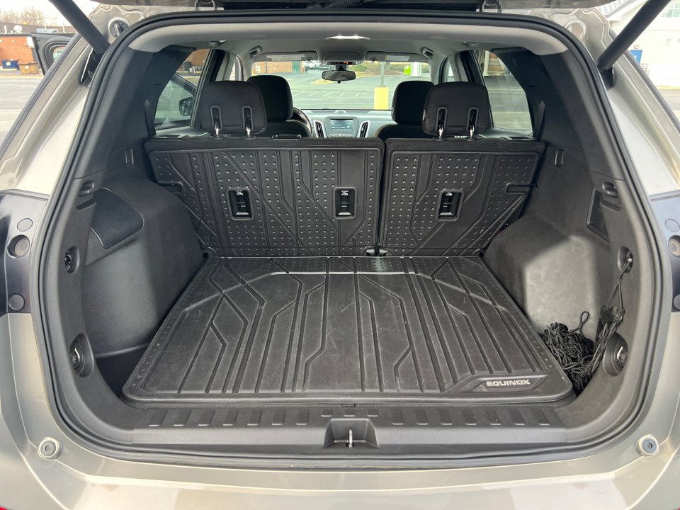 Used 2018 Chevrolet Equinox LT image 19