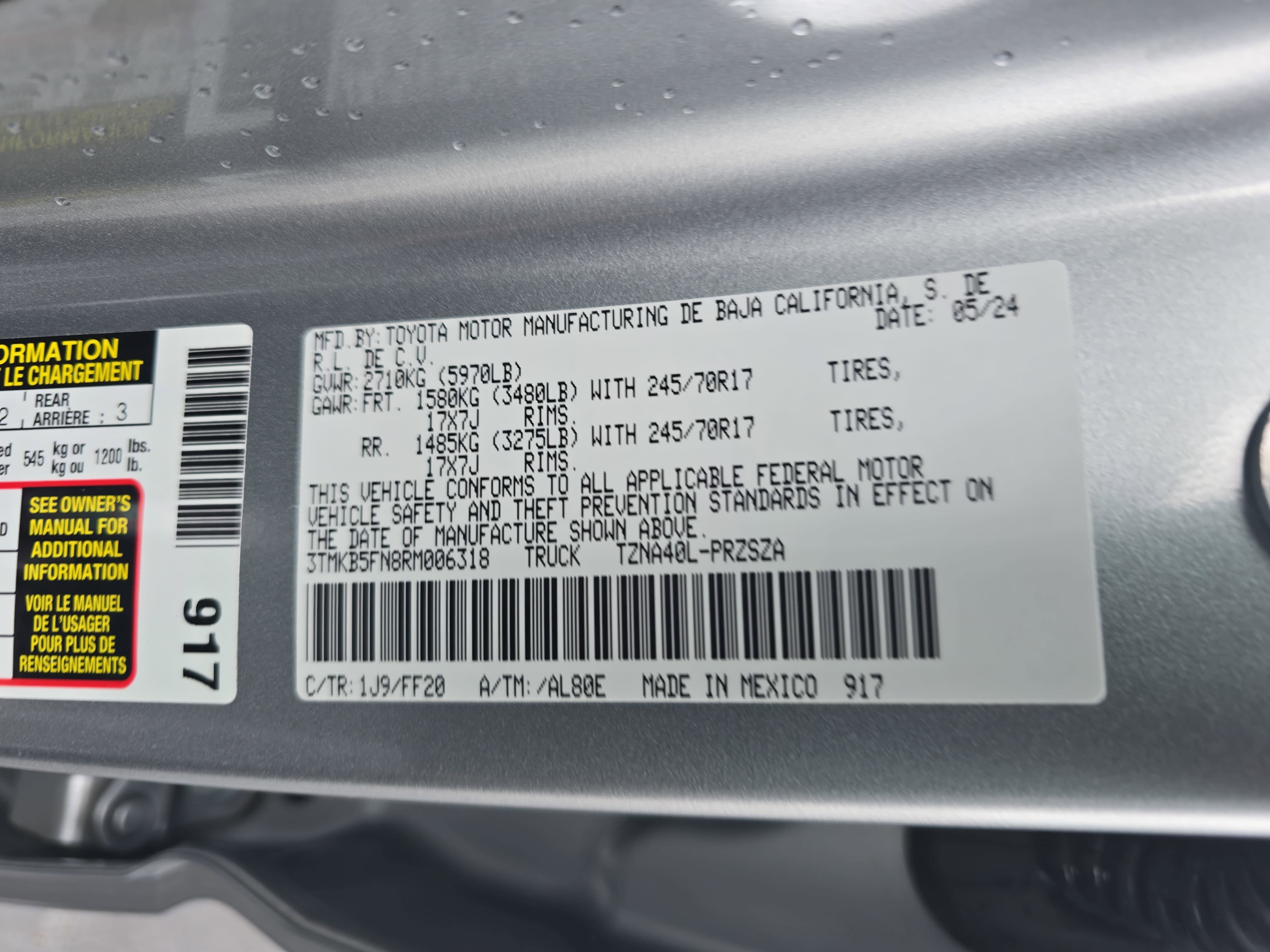 Used 2024 Toyota Tacoma SR5 w/ SR5 Upgrade Package RWD image 31