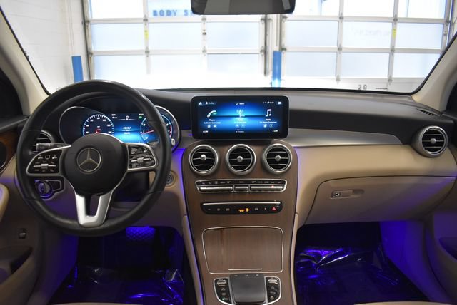 Used 2022 Mercedes-Benz GLC 300 4MATIC image 5
