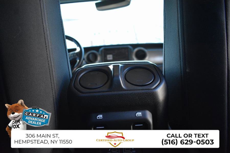Used 2022 Jeep Gladiator Willys image 29