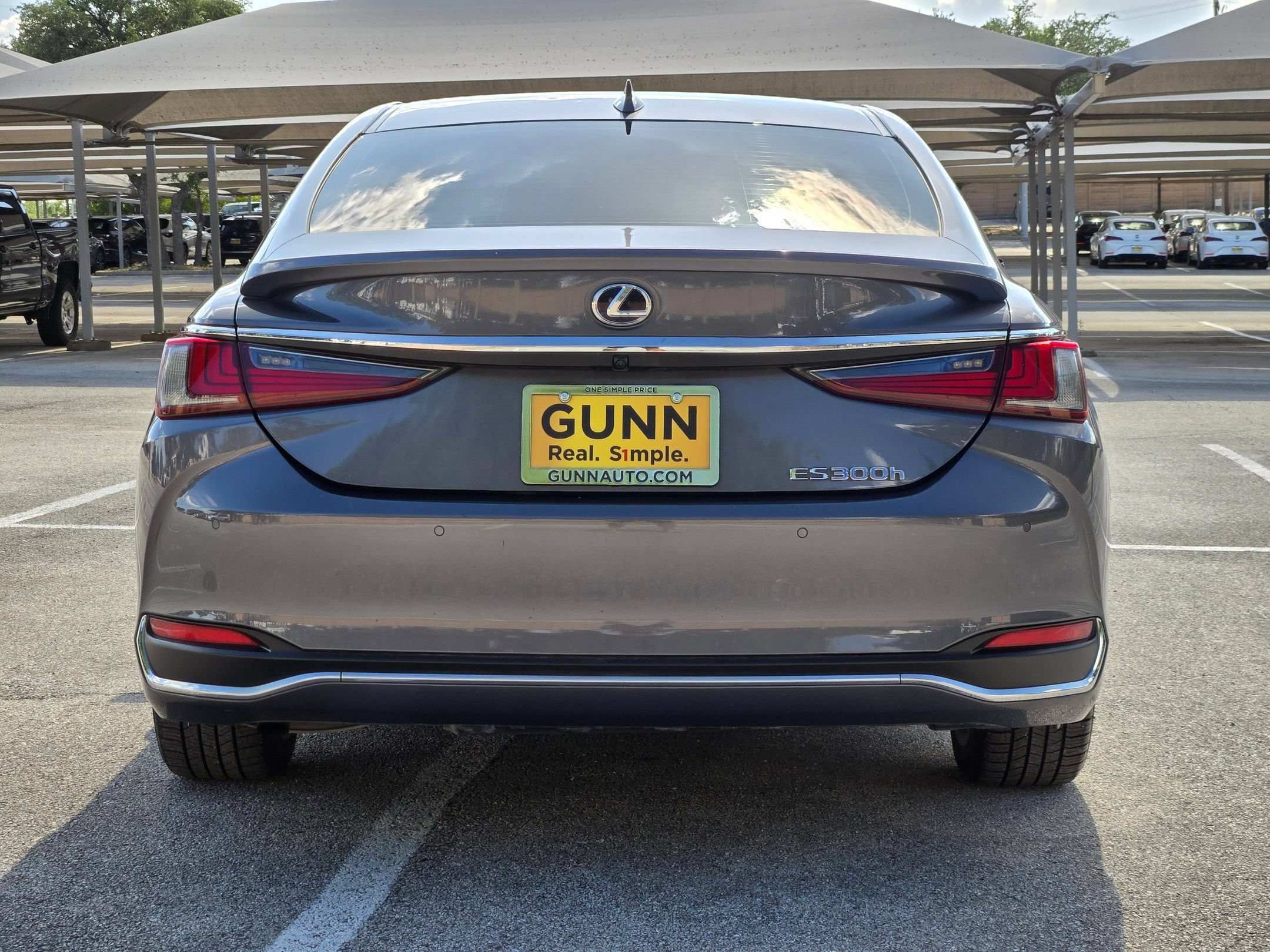 Used 2020 Lexus ES 300h w/ Premium Package FWD image 5