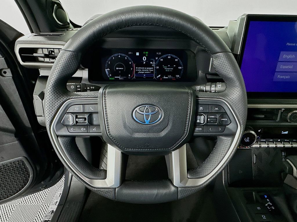 Used 2025 Toyota 4Runner Limited image 11
