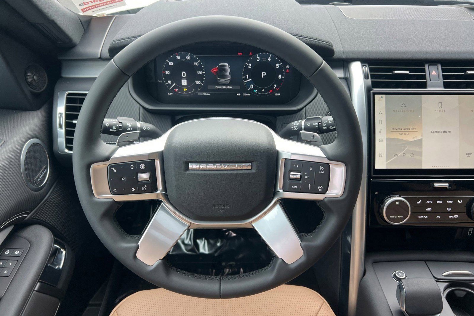 New 2026 Land Rover Discovery Limited Edition AWD/4WD image 25