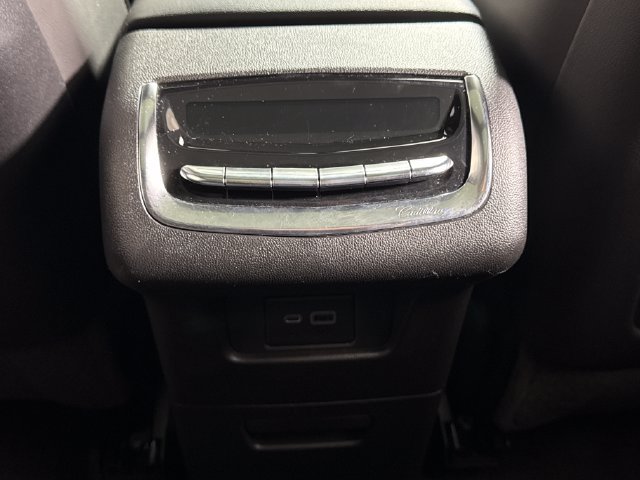 Used 2020 Cadillac XT6 Sport AWD/4WD image 24
