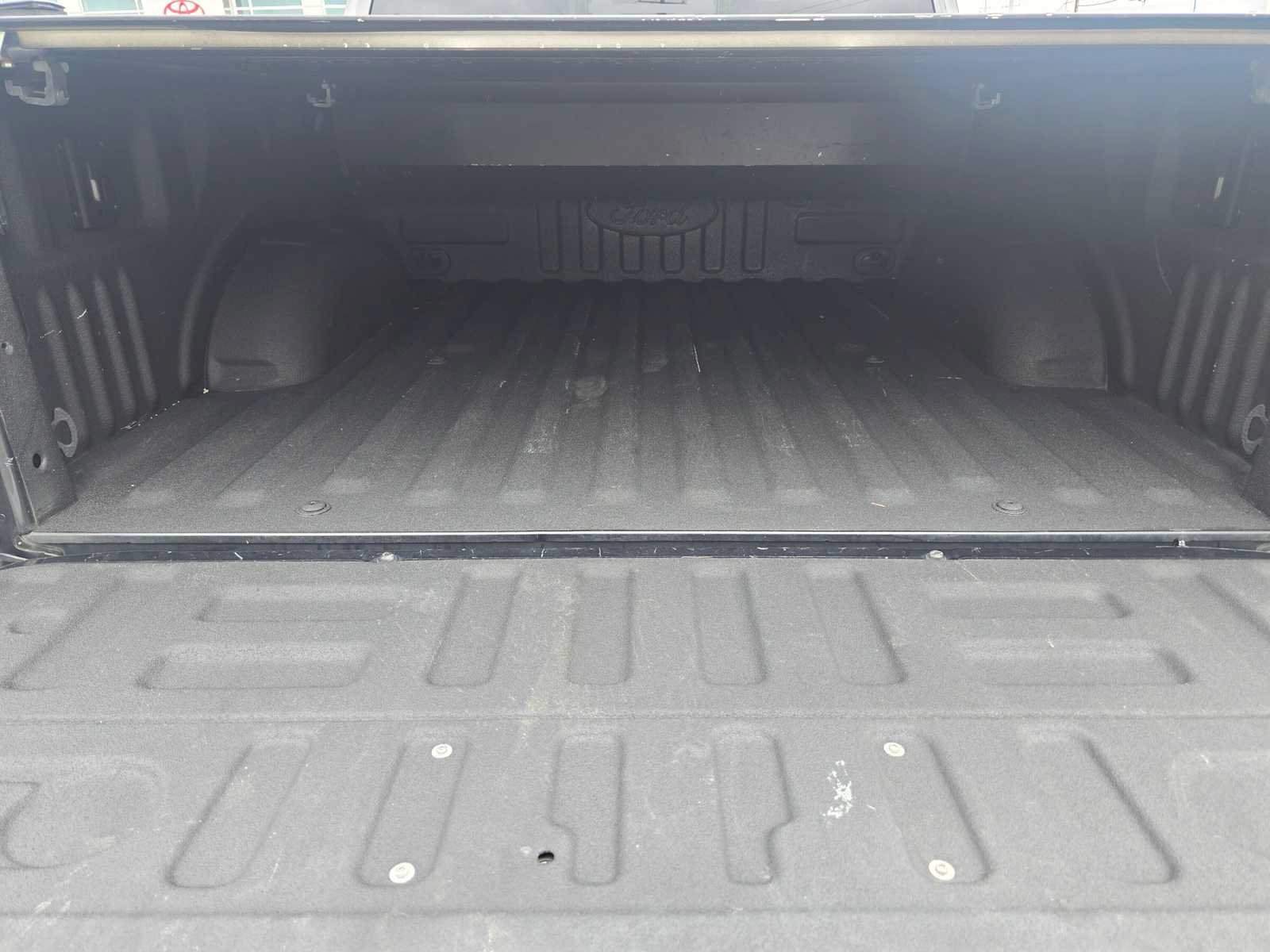Used 2020 Ford F150 Raptor w/ Equipment Group 802A Luxury AWD/4WD image 14