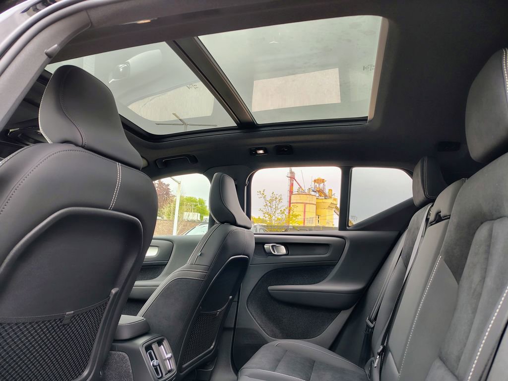 New 2026 Volvo XC40 B5 Ultra w/ Climate Package AWD/4WD image 20