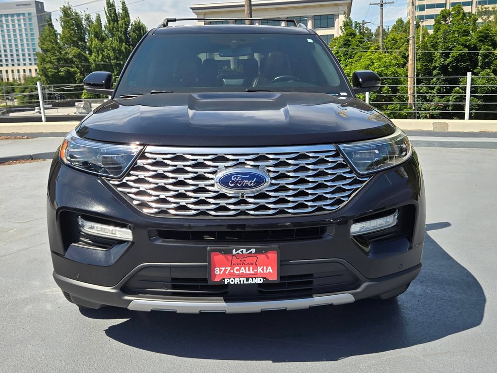 Used 2020 Ford Explorer Platinum w/ Premium Technology Package AWD/4WD image 8