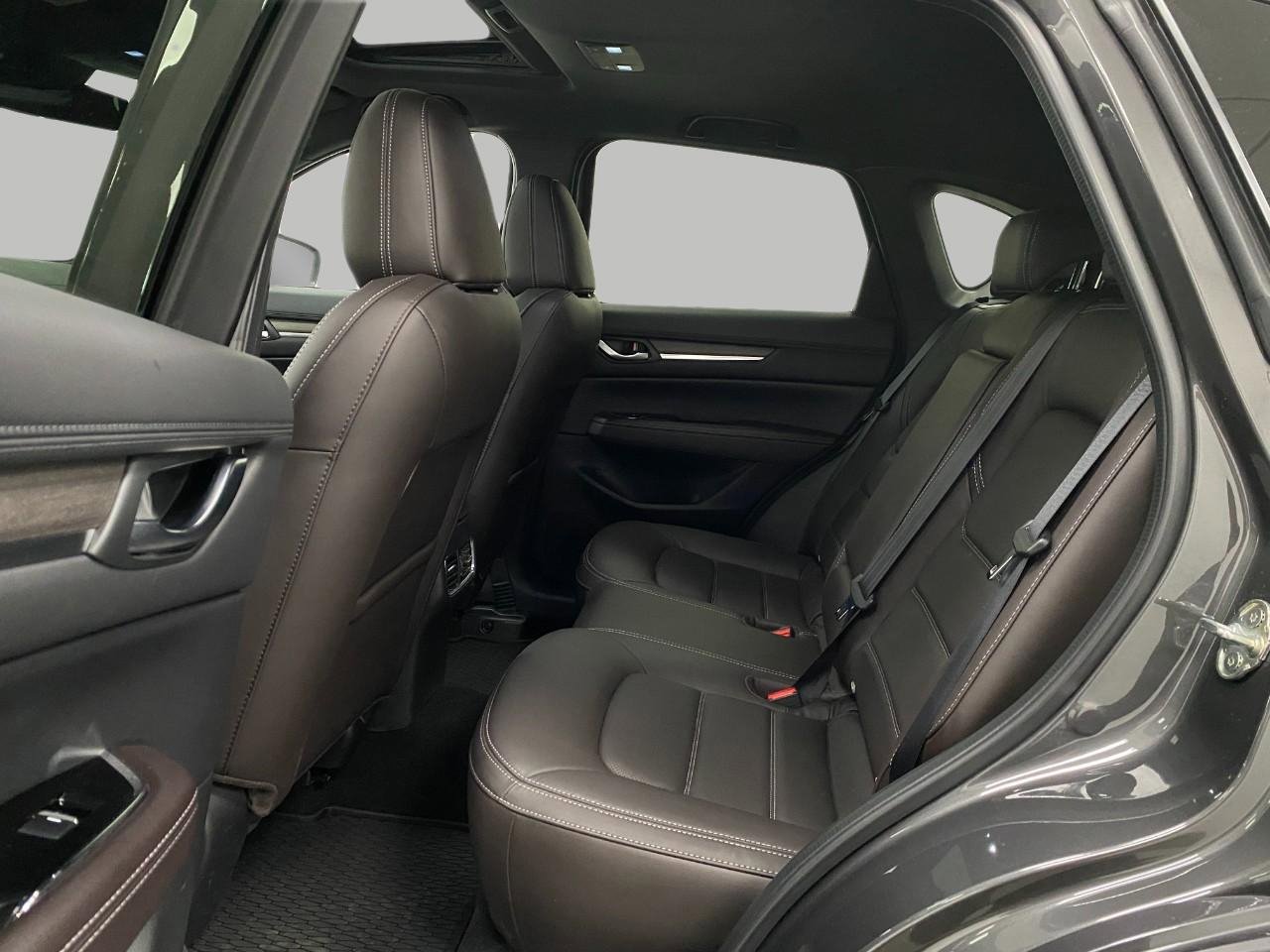 Used 2025 MAZDA CX-5 Signature image 28