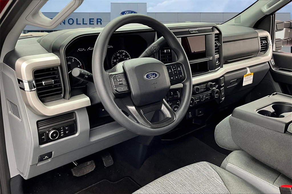New 2026 Ford F250 XLT image 7