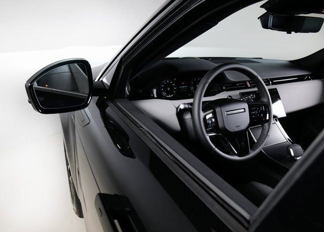 New 2026 Land Rover Range Rover Evoque S image 24