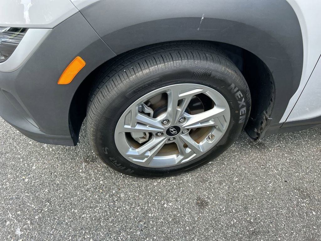 Certified 2023 Hyundai Kona SEL image 5