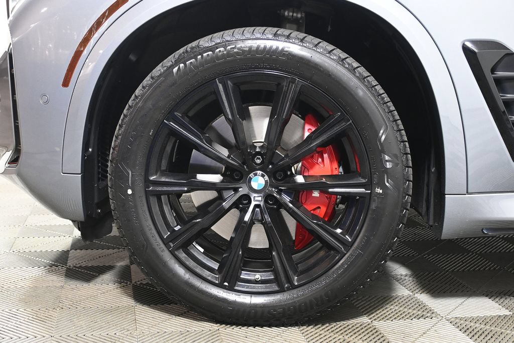 Certified 2026 BMW X5 xDrive40i w/ Executive Package AWD/4WD image 12