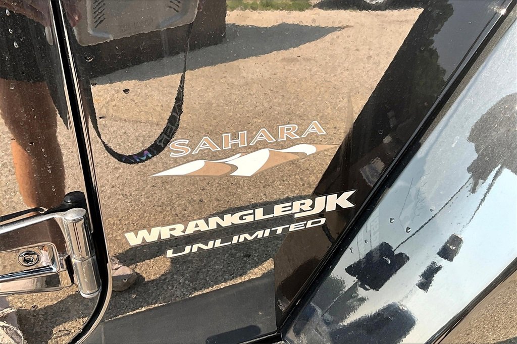 Used 2018 Jeep Wrangler Unlimited Sahara image 22