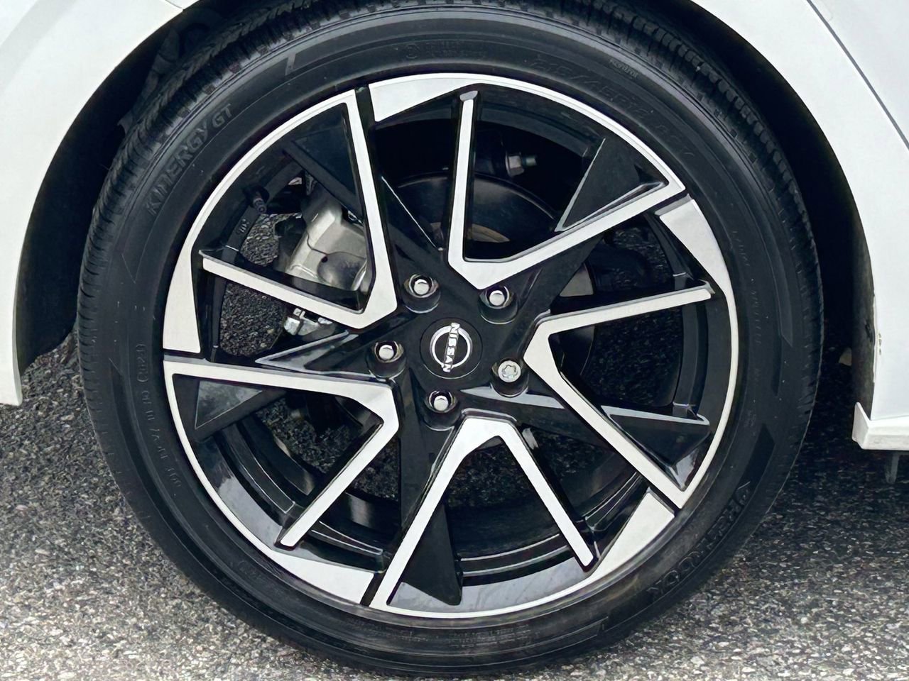 Certified 2025 Nissan Sentra SR image 8