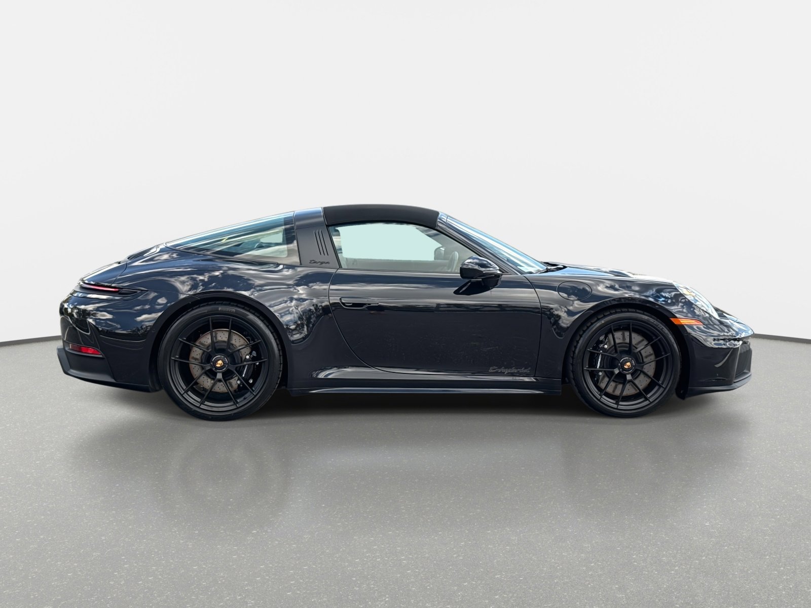 Used 2026 Porsche 911 Targa 4 GTS image 2
