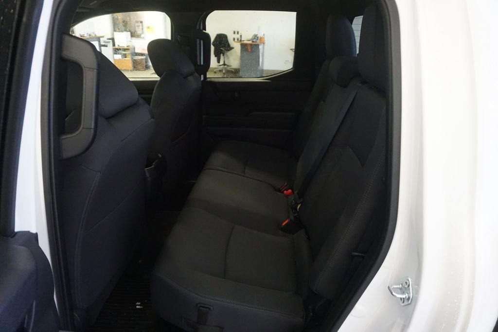 Used 2025 Toyota Tacoma SR5 image 18