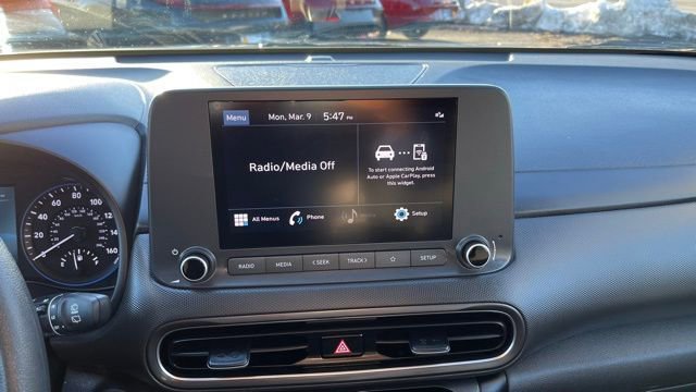 Used 2023 Hyundai Kona SEL image 25