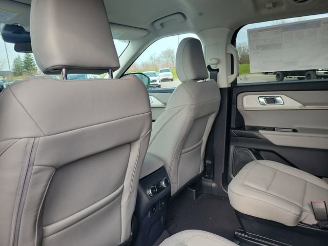New 2026 Ford Explorer Active AWD/4WD image 28