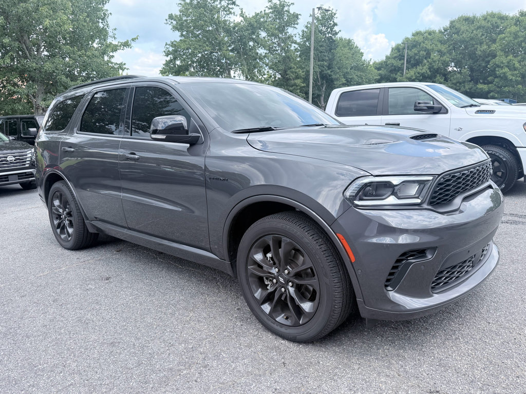 Used 2025 Dodge Durango R/T AWD/4WD image 2