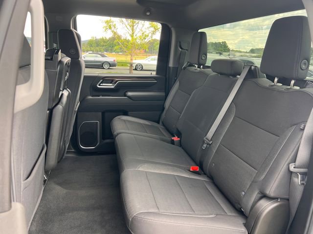 Used 2025 Chevrolet Silverado 2500 LT w/ Convenience Package AWD/4WD image 19