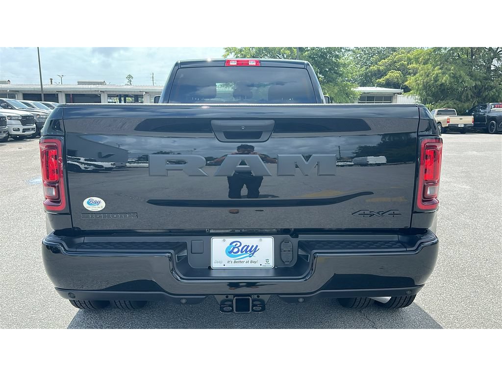 New 2026 RAM 3500 Big Horn AWD/4WD image 4