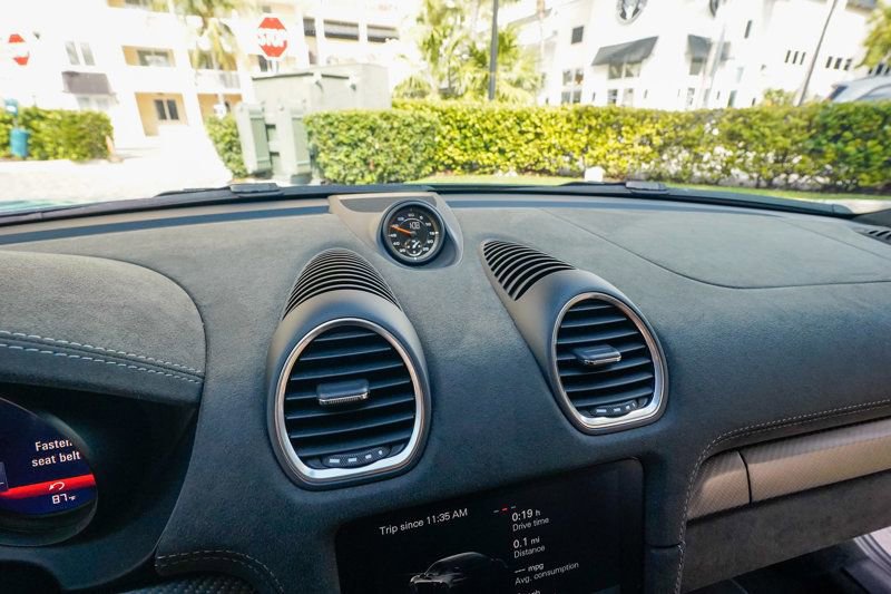 Used 2024 Porsche 718 Cayman GT4 RS image 75