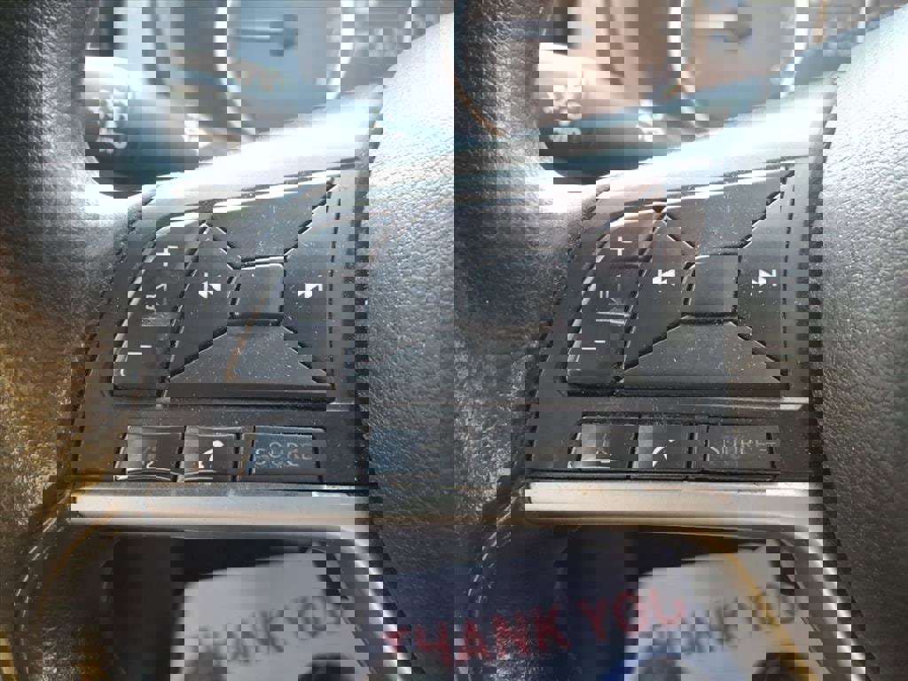 Used 2019 Nissan Kicks S image 19