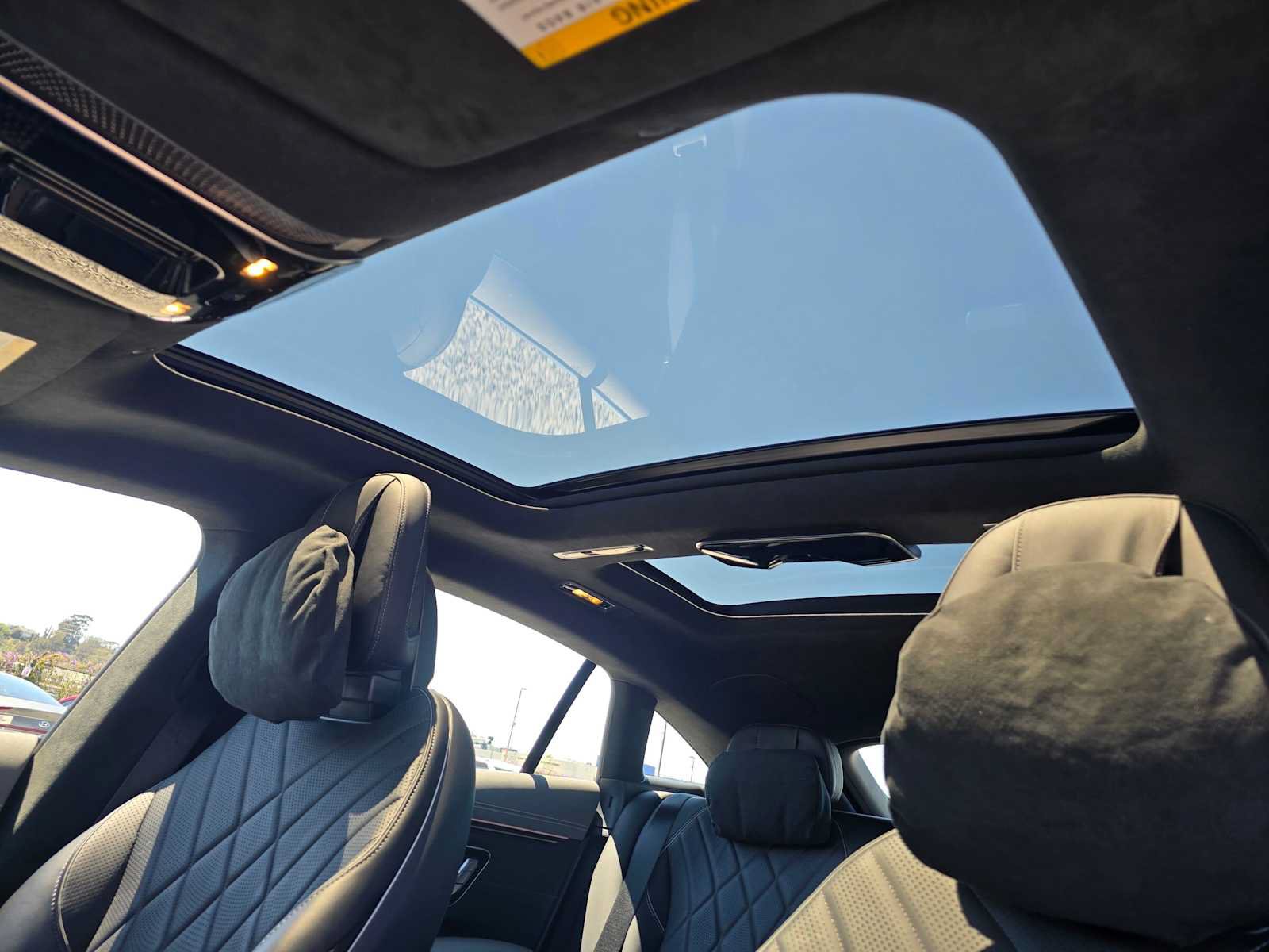 Used 2023 Mercedes-Benz EQS 580 4MATIC Sedan image 23