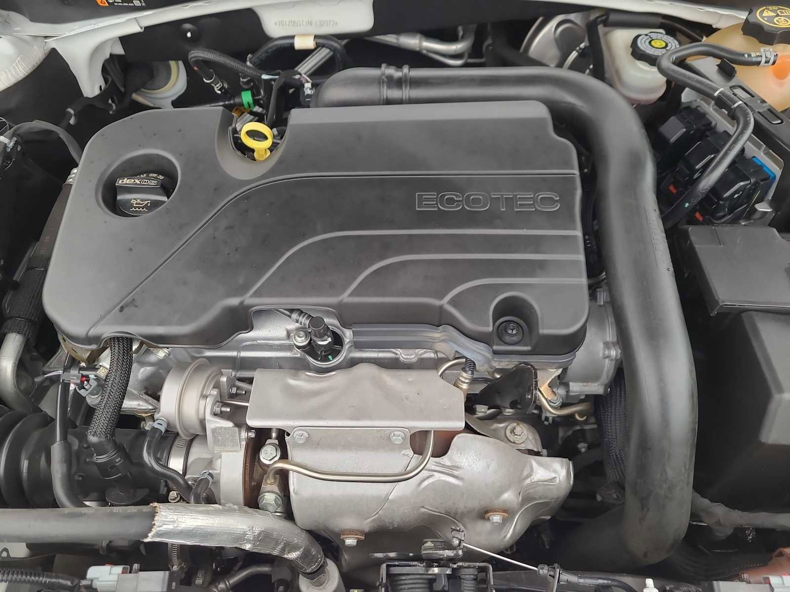 Used 2022 Chevrolet Malibu LT image 17