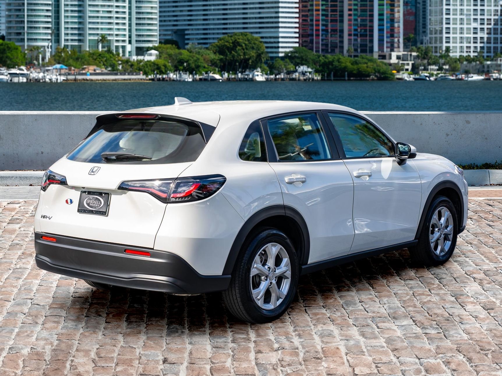 Used 2023 Honda HR-V LX image 5