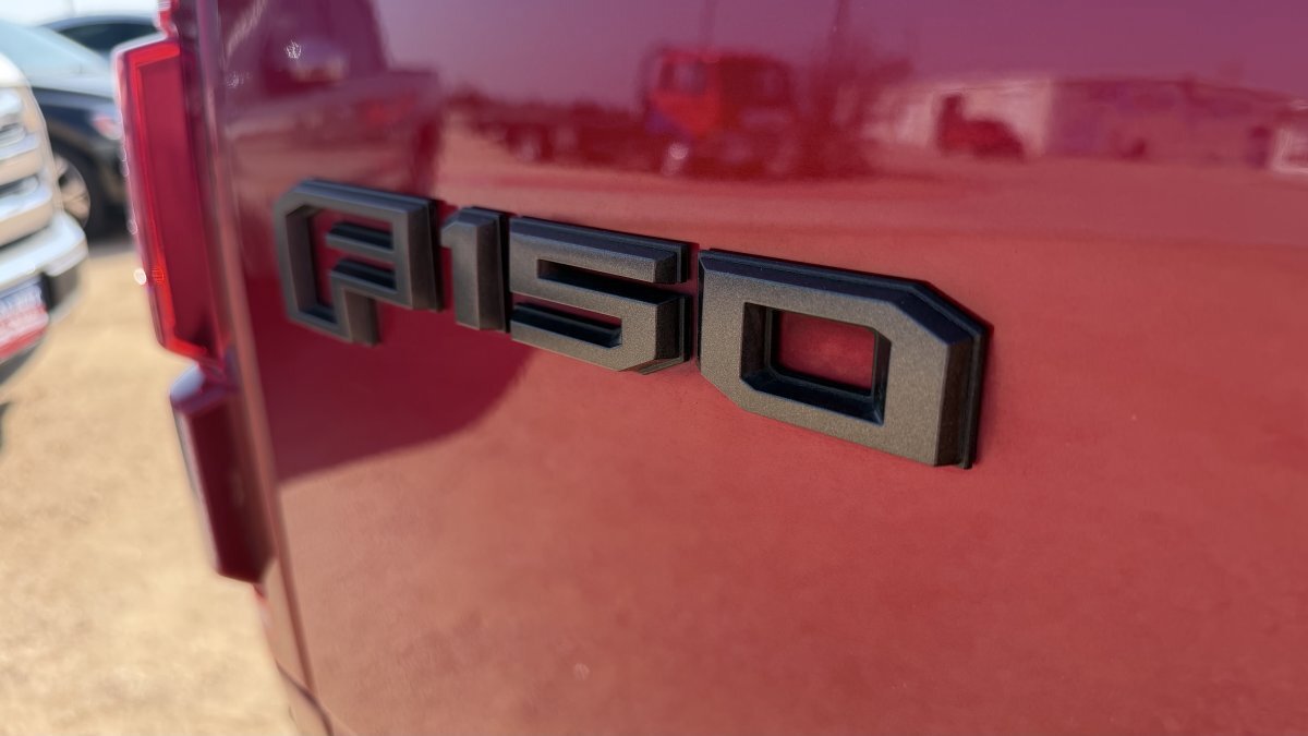 Used 2017 Ford F150 Raptor w/ Equipment Group 802A Luxury image 9