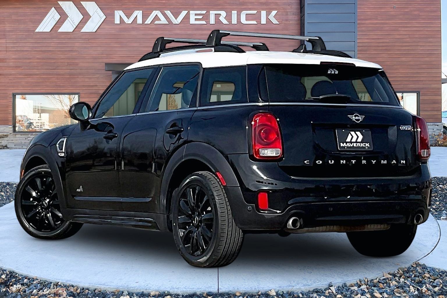 Used 2019 MINI Cooper Countryman S w/ Yin Yang Edition image 4