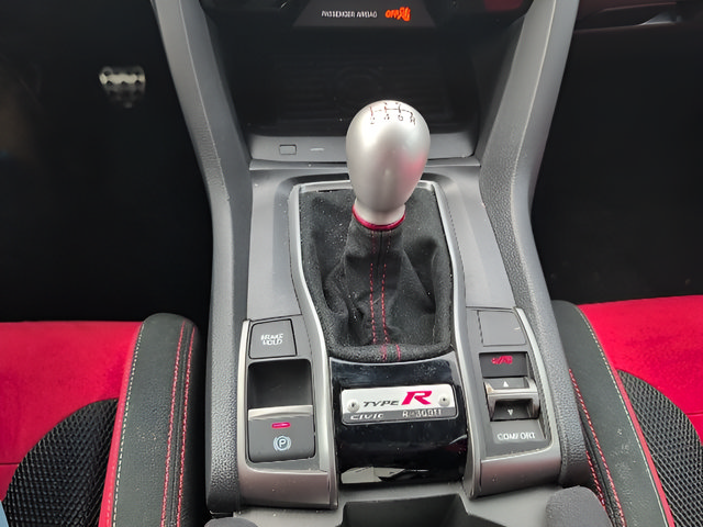 Used 2020 Honda Civic Type R image 13