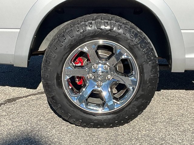 Used 2015 RAM 1500 Laramie image 26