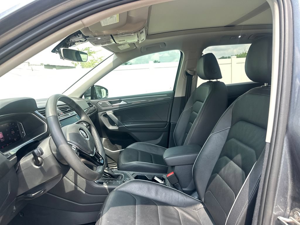 Used 2020 Volkswagen Tiguan SEL Premium R-Line AWD/4WD image 10