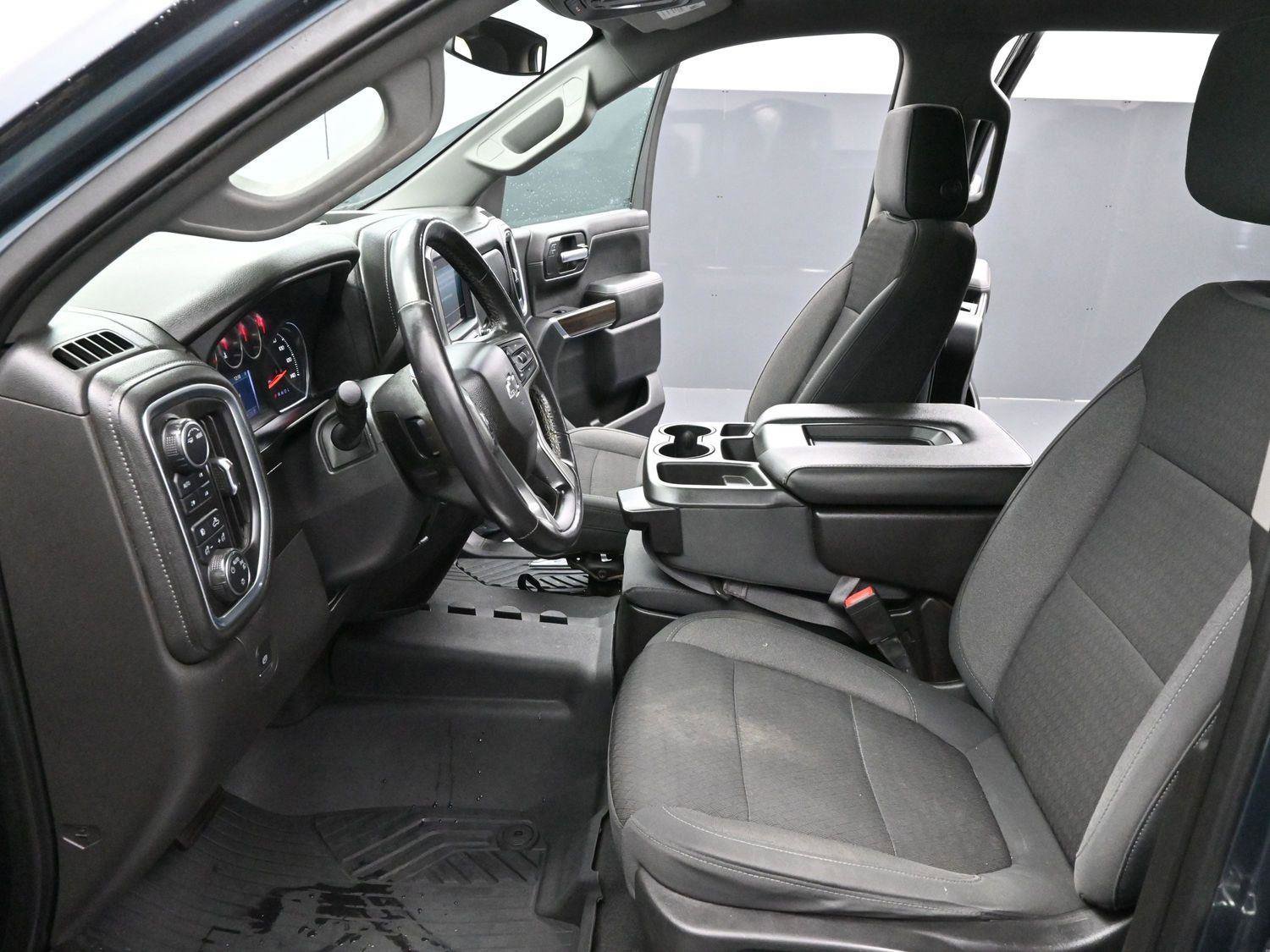 Used 2020 Chevrolet Silverado 1500 RST image 6