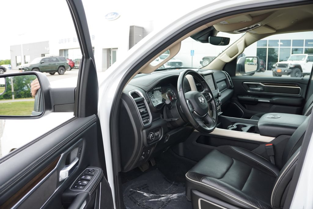 Used 2021 RAM 1500 Laramie AWD/4WD image 15