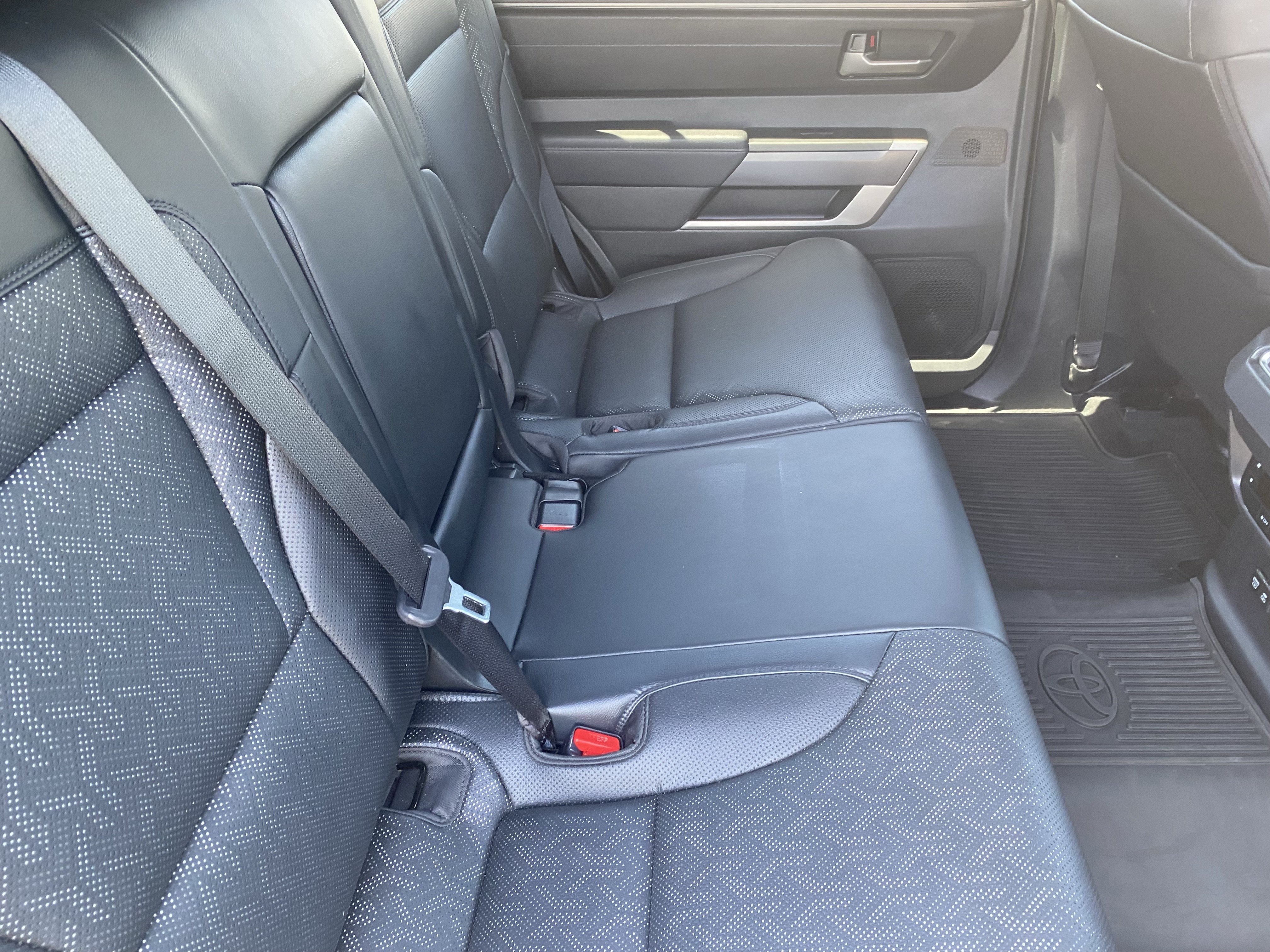 Used 2025 Toyota Sequoia SR5 w/ SR5 Premium Package AWD/4WD image 11