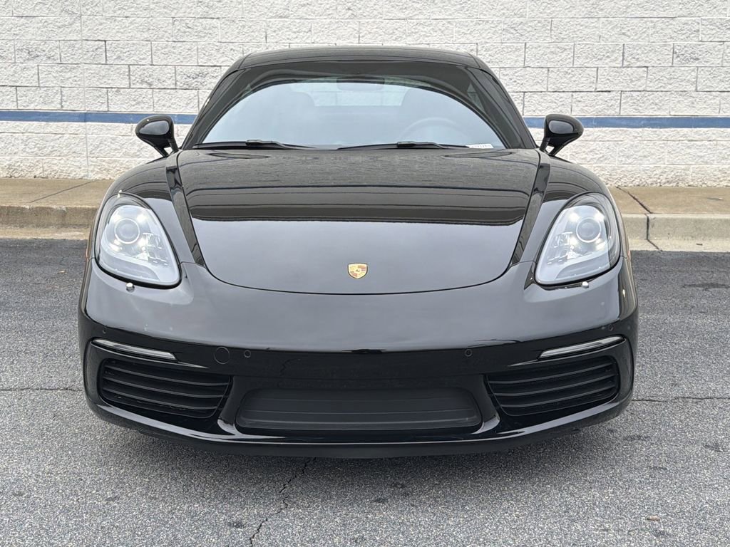 Used 2018 Porsche 718 Cayman image 2