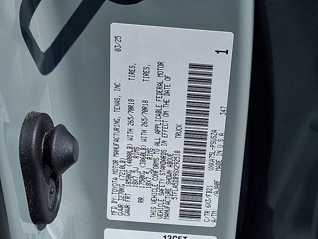 Used 2025 Toyota Tundra SR5 AWD/4WD image 29