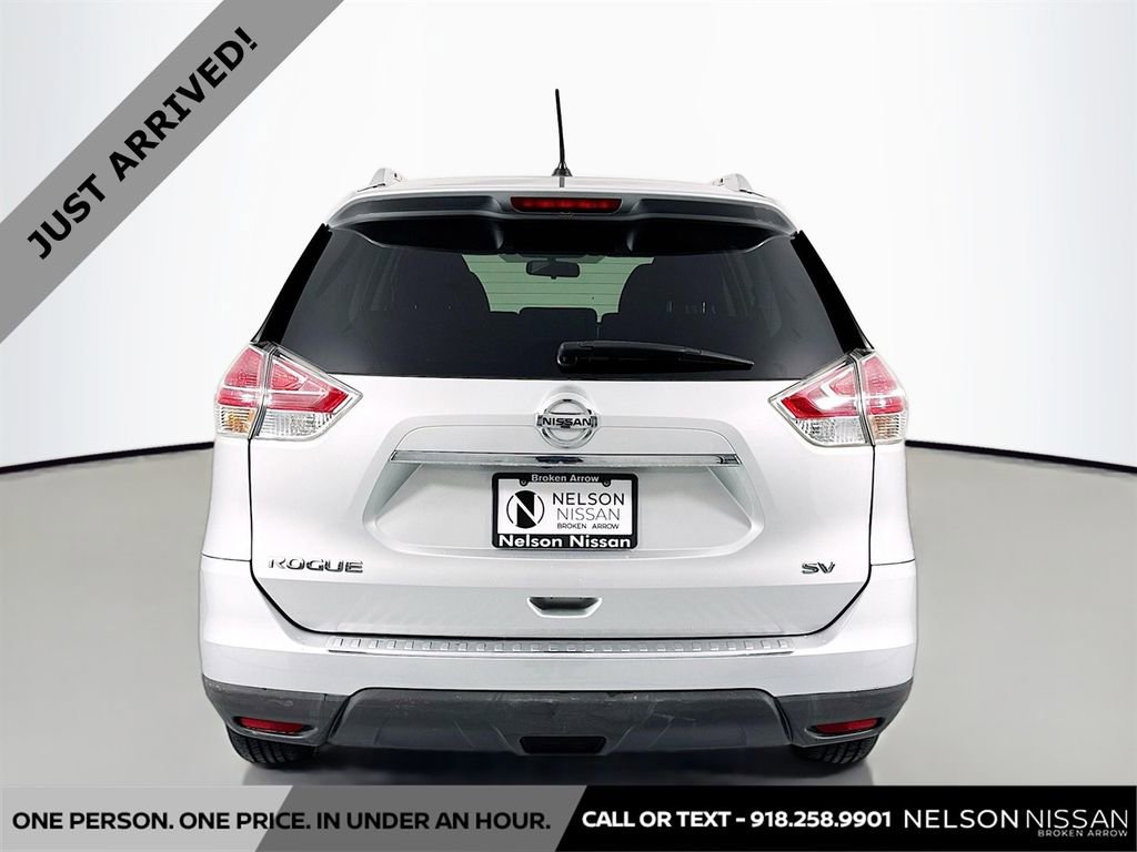 Used 2015 Nissan Rogue SV FWD image 6
