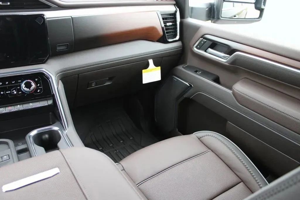 New 2026 GMC Sierra 3500 Denali image 34