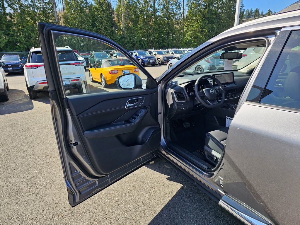 New 2026 Nissan Rogue Platinum w/ Platinum Premium Package AWD/4WD image 19