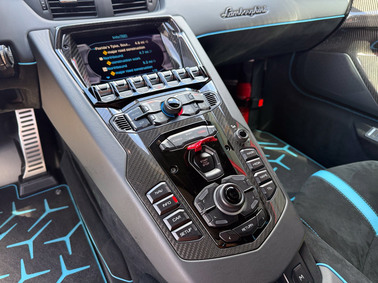 Used 2021 Lamborghini Aventador SVJ AWD/4WD image 47