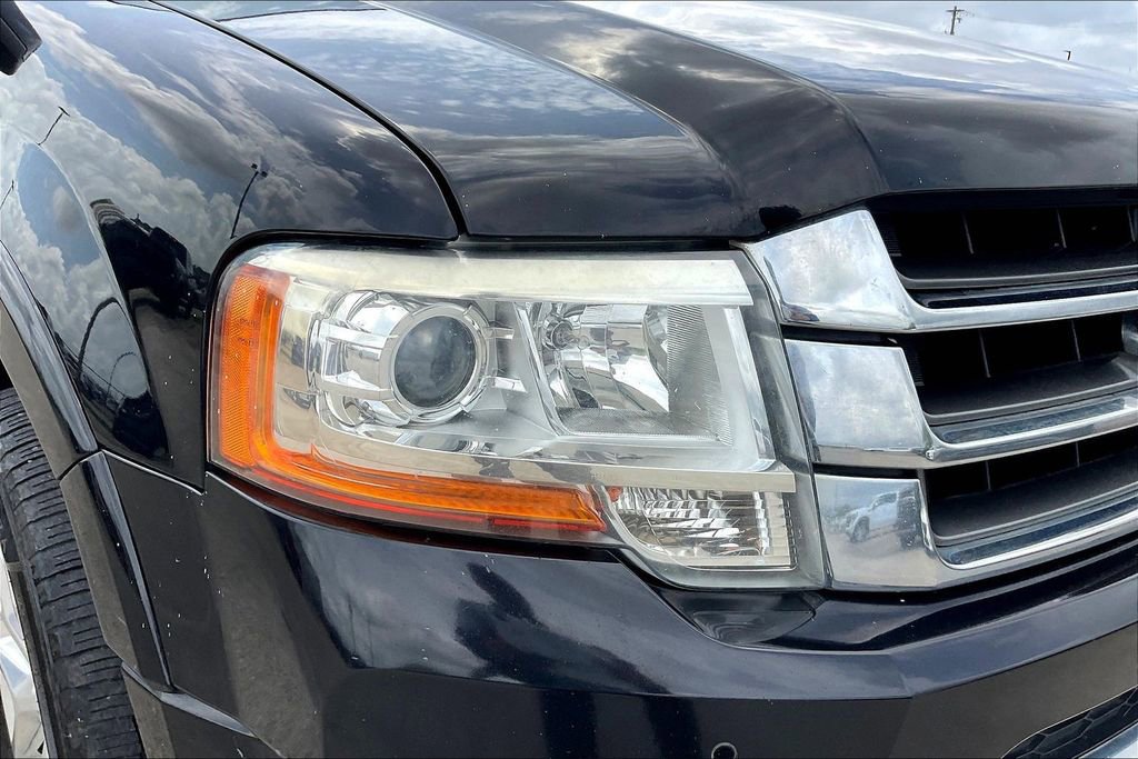 Used 2017 Ford Expedition EL Limited w/ Equipment Group 301A image 31