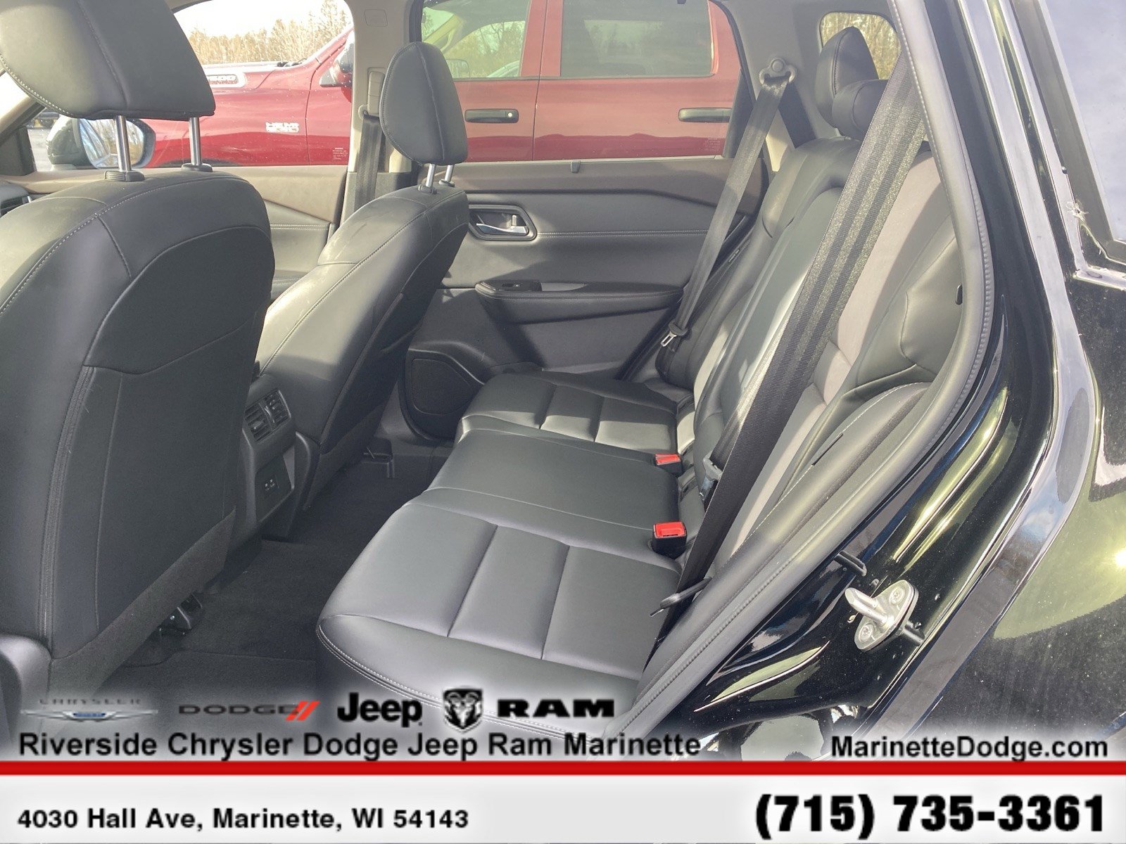 Used 2023 Nissan Rogue SV w/ SV Premium B Package image 25